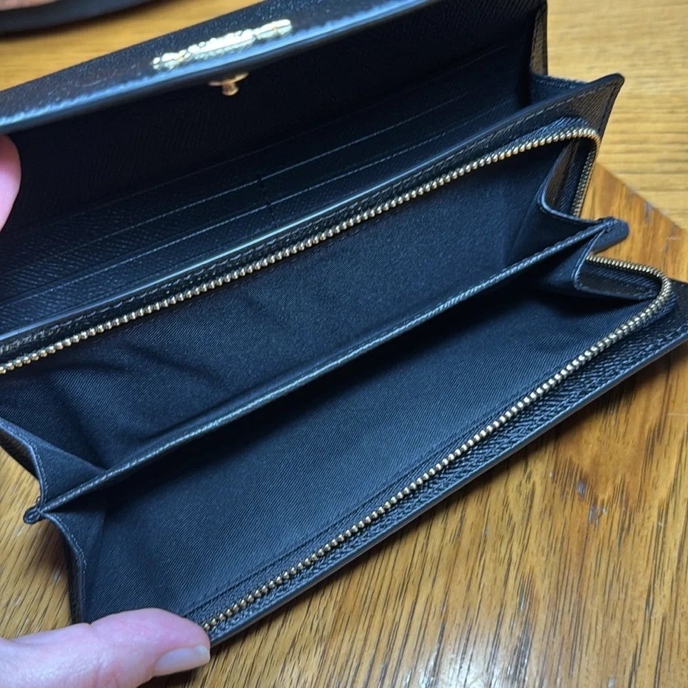 NWOT COACH SLIM ENVELOPE WALLET